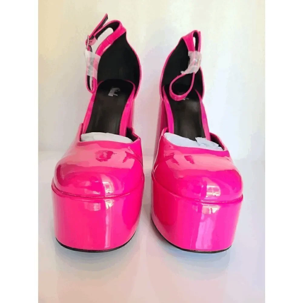 Barbie Pink Artificial Patent PU Leather Closed Toe Platform Pumps SIZE 7 NEW